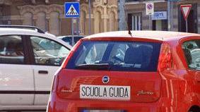 Le autoscuole: 2 proposte per riprendere a lavorare