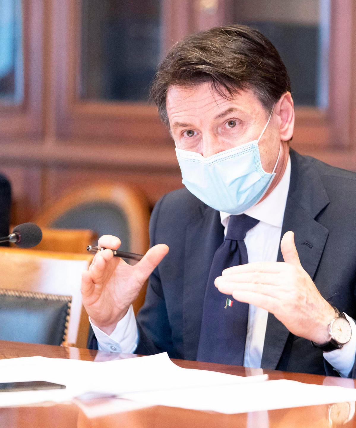 Il governo tiene duro Avanti con prudenza 