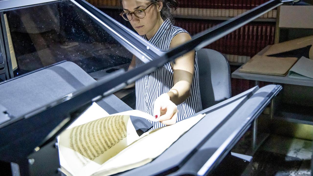 A Modena i computer imparano a leggere la scrittura degli antichi manoscritti