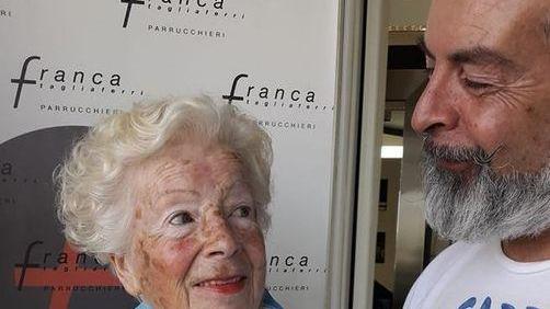 Morta la mamma del maestro di galateo Stefano Agnoloni