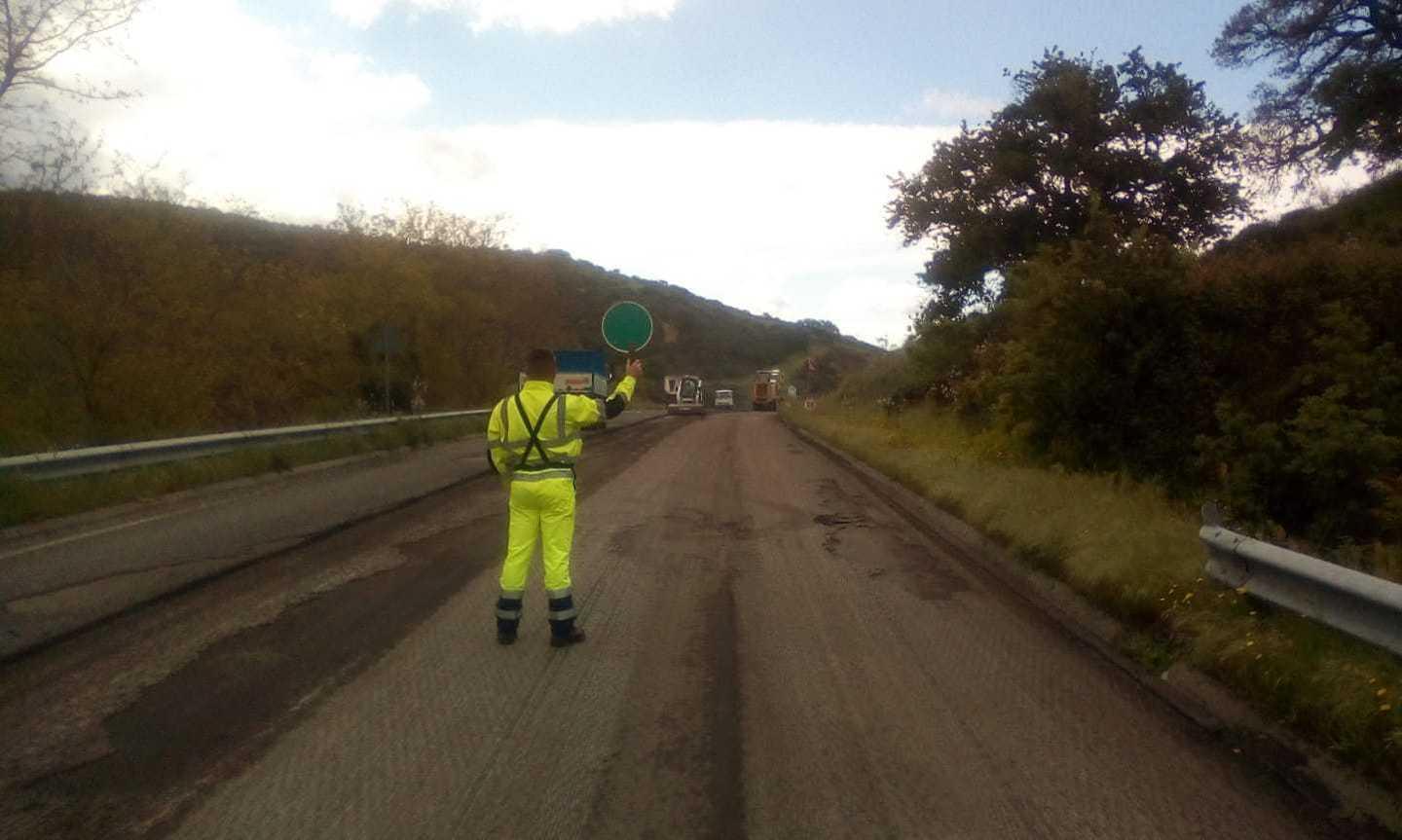 Via al nuovo manto stradale