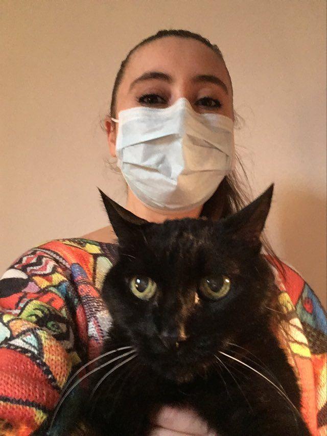 Patty Pessina con Birba, l'inseparabile gattina