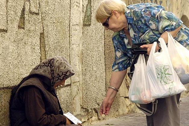 Caritas di Reggio a Menani: "Nessuna multa per elemosina a Sassuolo, ma quella norma va cambiata" 