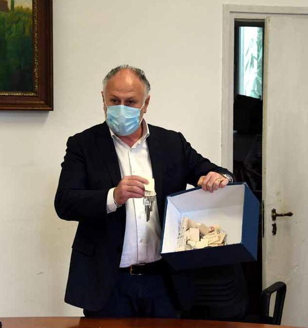 Lorenzetti a Conte: ma ora servono risorse