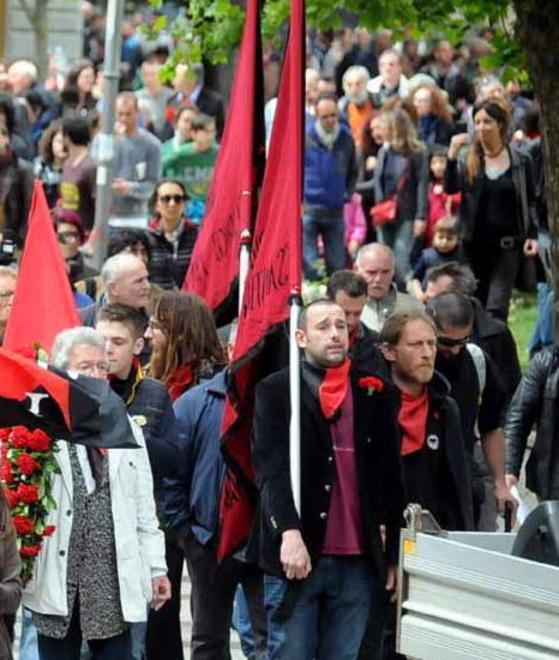 Anche gli anarchici rinunciano al corteo