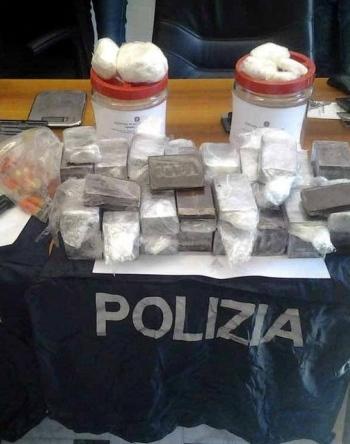 Spaccio al parcheggio gli abitanti chiedono più controlli di polizia 