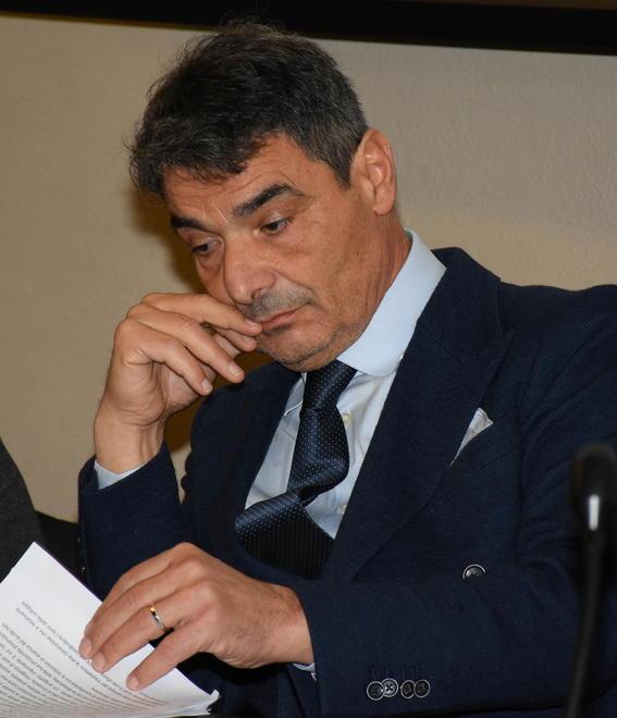 Negozi, è l’ora della protesta «Alziamo le saracinesche» 