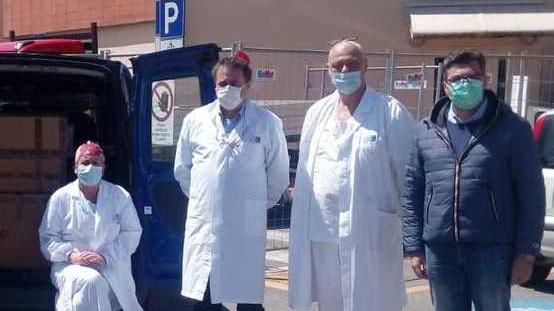 L’Unione Valdera dona 500 camici ai medici dell’ospedale Lotti
