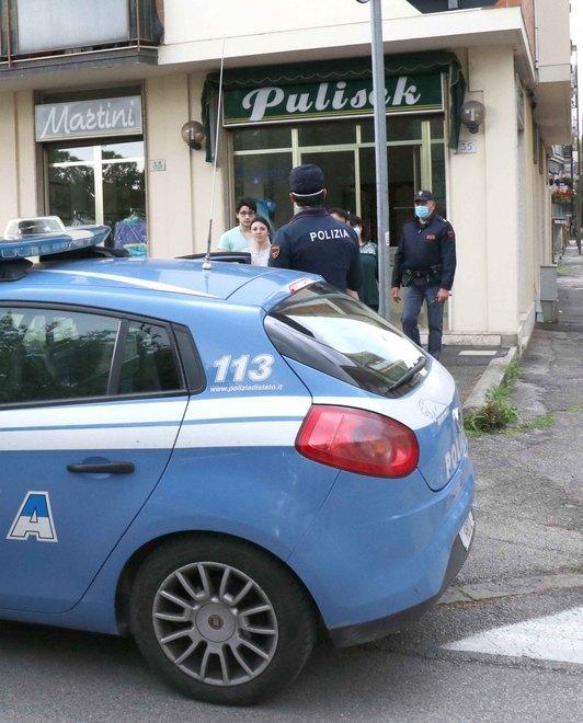 Spaccata in lavanderia per rubare i soldi della cassa 