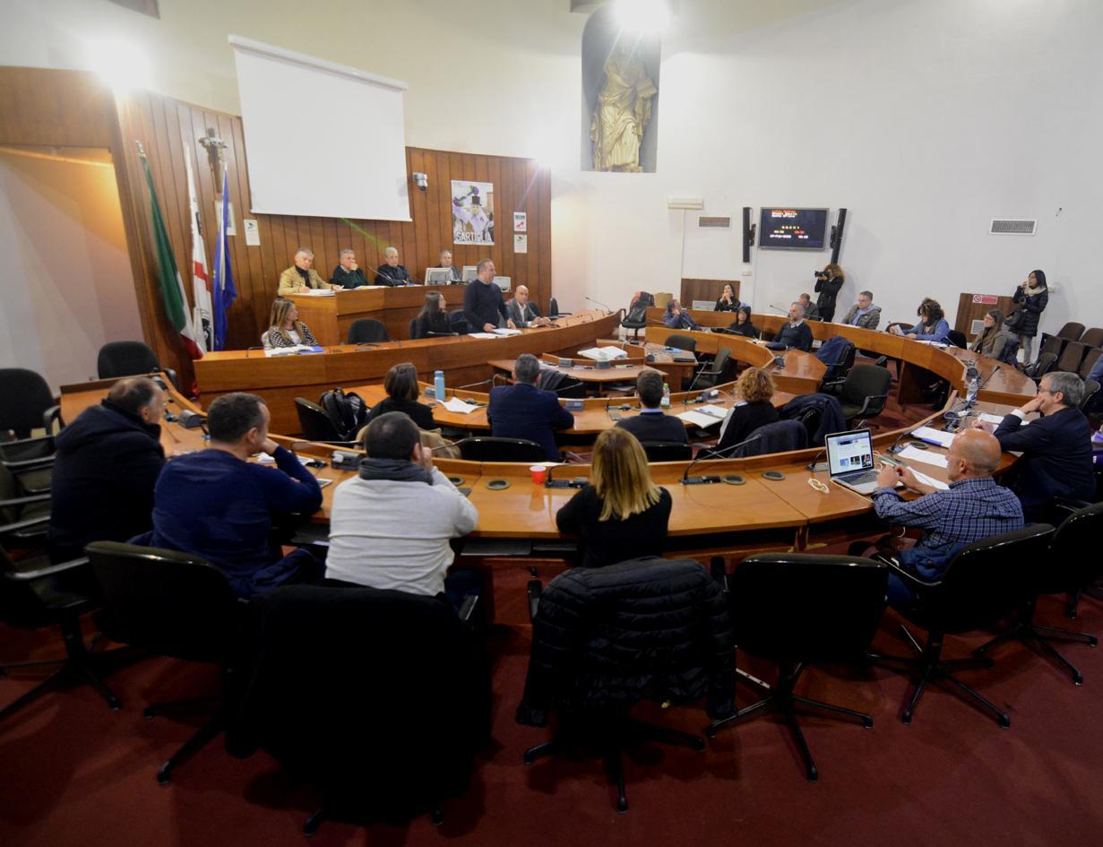 Uffici chiusi per altre due settimane 