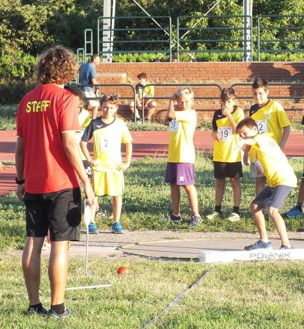 Centri estivi comunali nei giardini delle scuole dall’asilo alle medie