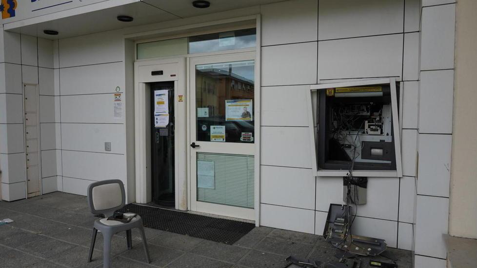 Sono tornati i ladri dei bancomat assalto da 50mila euro a Forcoli 