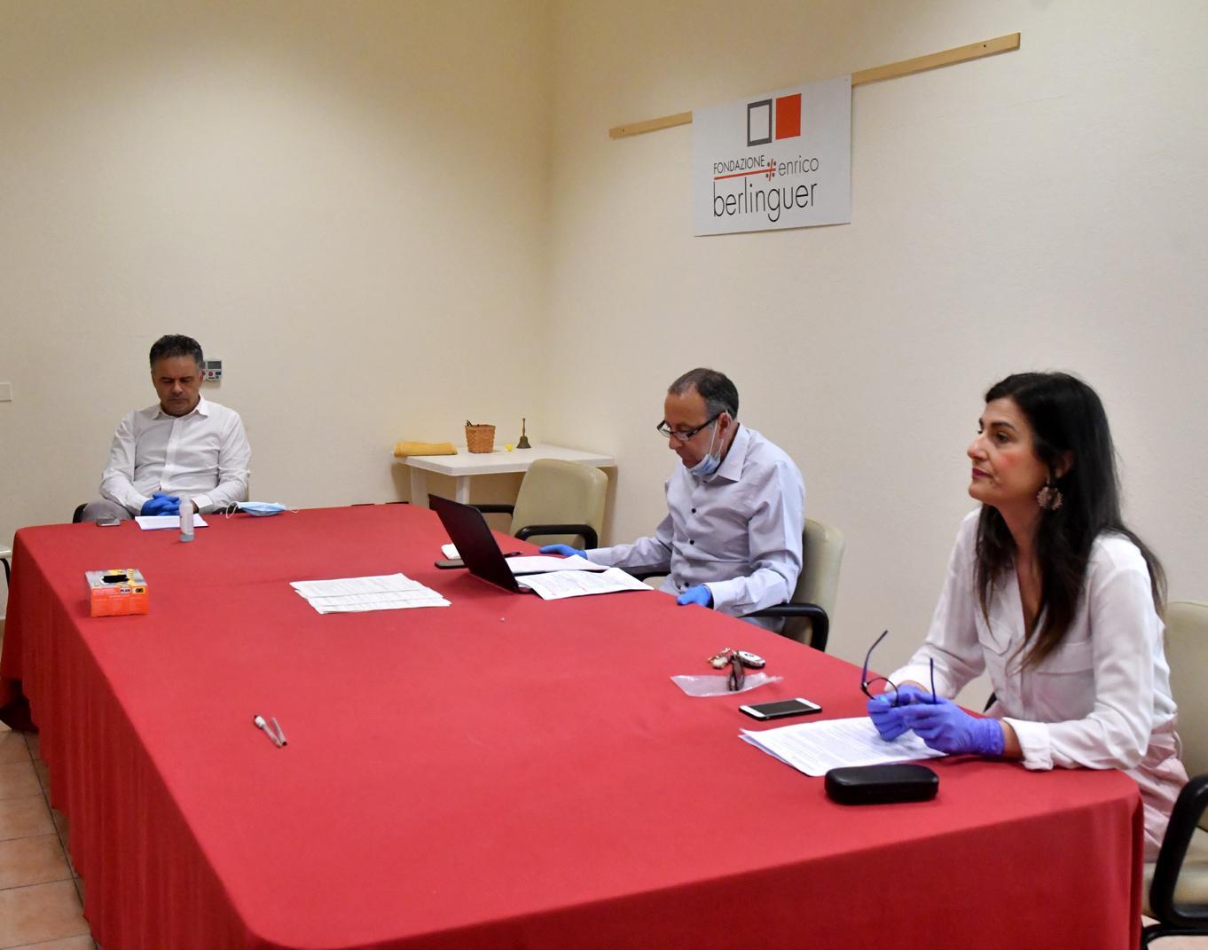 «Meno parcheggi, più tavolini» 