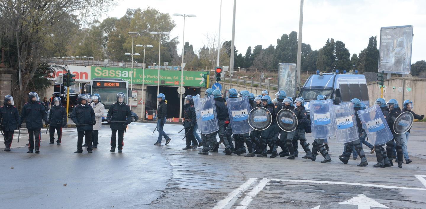 Guerriglia alla stazione 82 sconvolts davanti al gup 