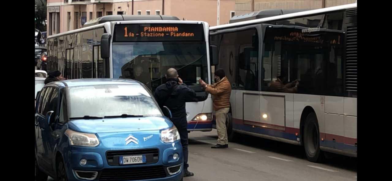 Nuove regole sui mezzi pubblici a Sassari e Olbia