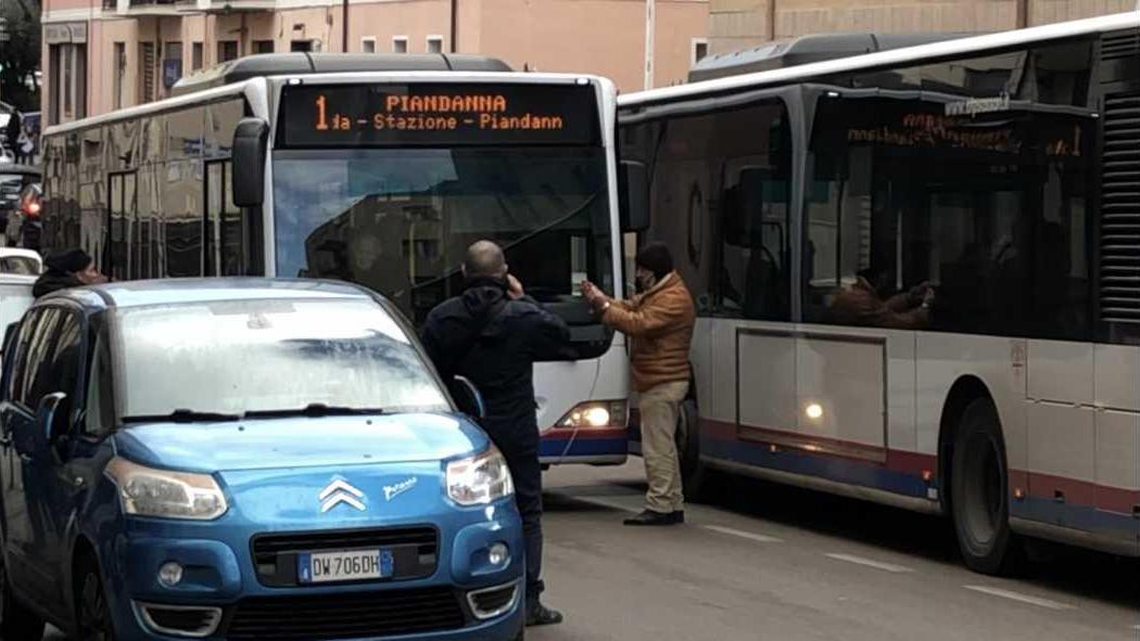 Nuove regole sui mezzi pubblici a Sassari e Olbia