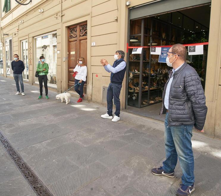 Empoli, commercianti sfiniti: «È ora il momento di riaprire» 