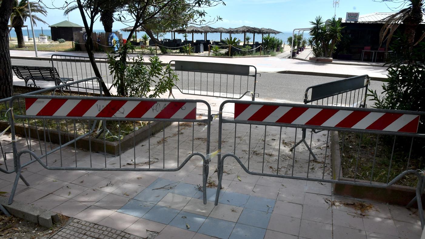 Il lungomare in perenne dissesto