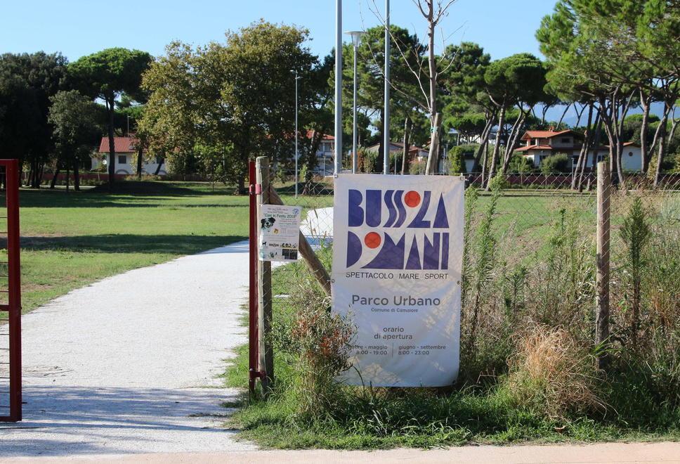 L'ingresso del parco di BussolaDomani a Lido di Camaiore
