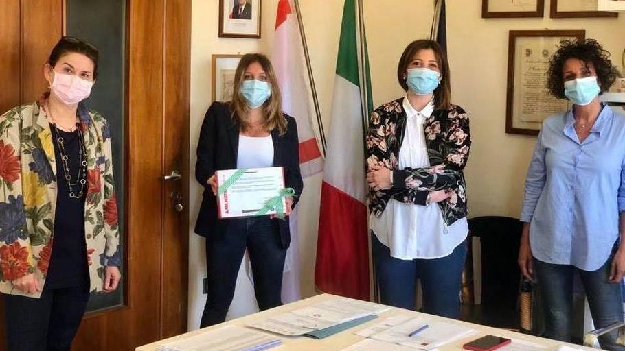 Masoni, quattro fratelli dal cuore d’oro: donati 15 tablet agli studenti