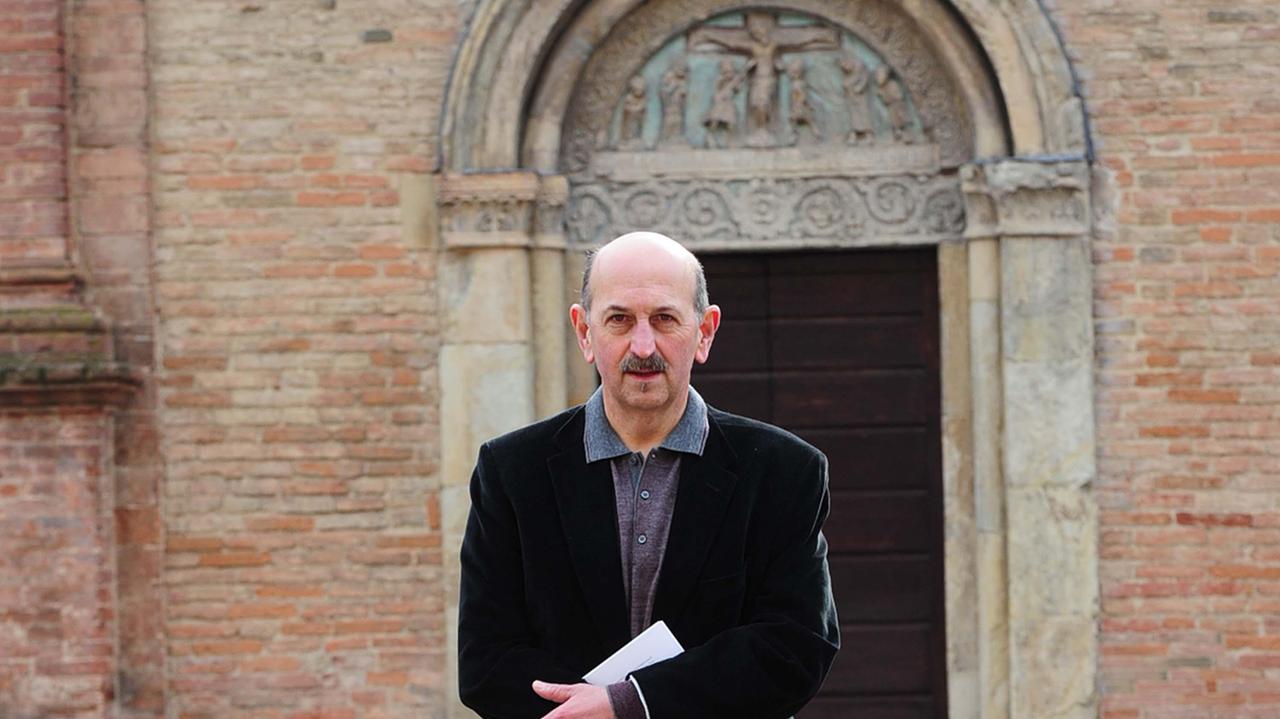 Carpi, Salvarani: «Il virus ci smaschera mettendoci le maschere Siamo e saremo mortali»