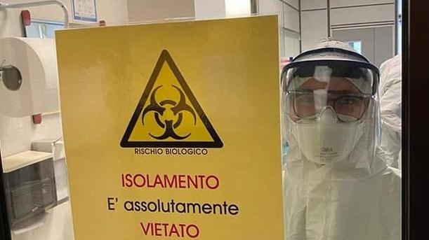 Serena Simonetti all’interno del reparto di Terapia intensiva dell’ospedale di Treviso