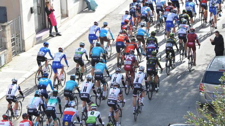 La Tirreno-Adriatico rimandata a settembre Presto il tracciato
