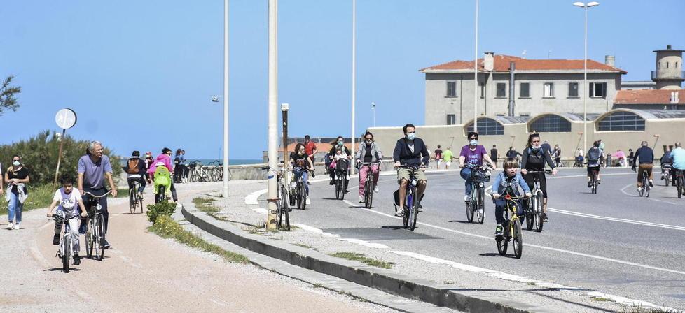 Togliere le automobili significa “aprire” il lungomare alla gente 