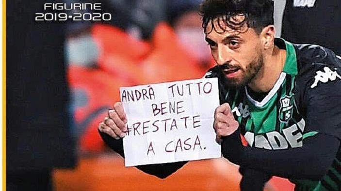 Pandemia, lo slogan di Caputo diventa una figurina Panini