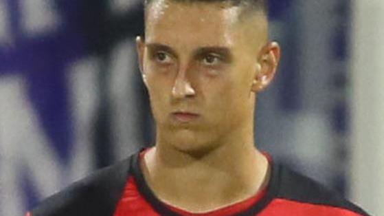 Gollini mette all’asta la maglia di Pogba Il ricavato al S. Anna
