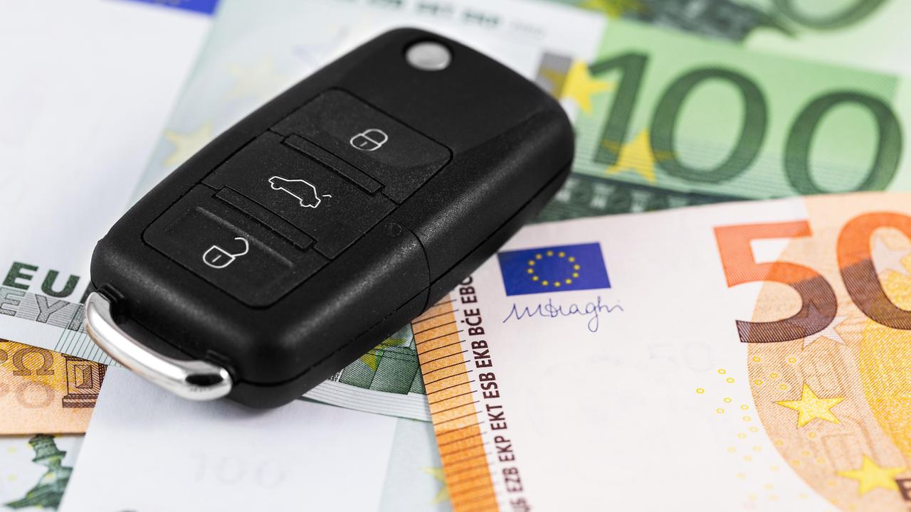 Rc Auto, risparmi fino a 100 euro per chi ha la polizza in scadenza