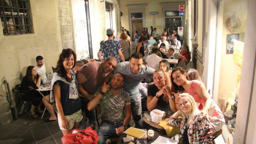 Sarà l'estate dei tavolini nelle vie e nelle piazze