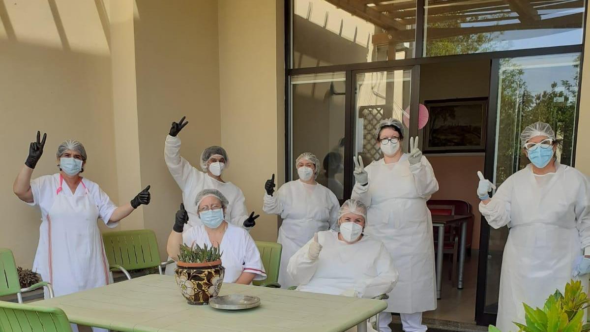 Gli operatori sanitari della Rsa Egiziano Giglioli di Certaldo