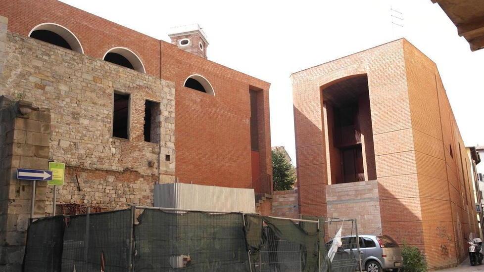 La Mattonaia, il complesso immobiliare in vendita da tempo