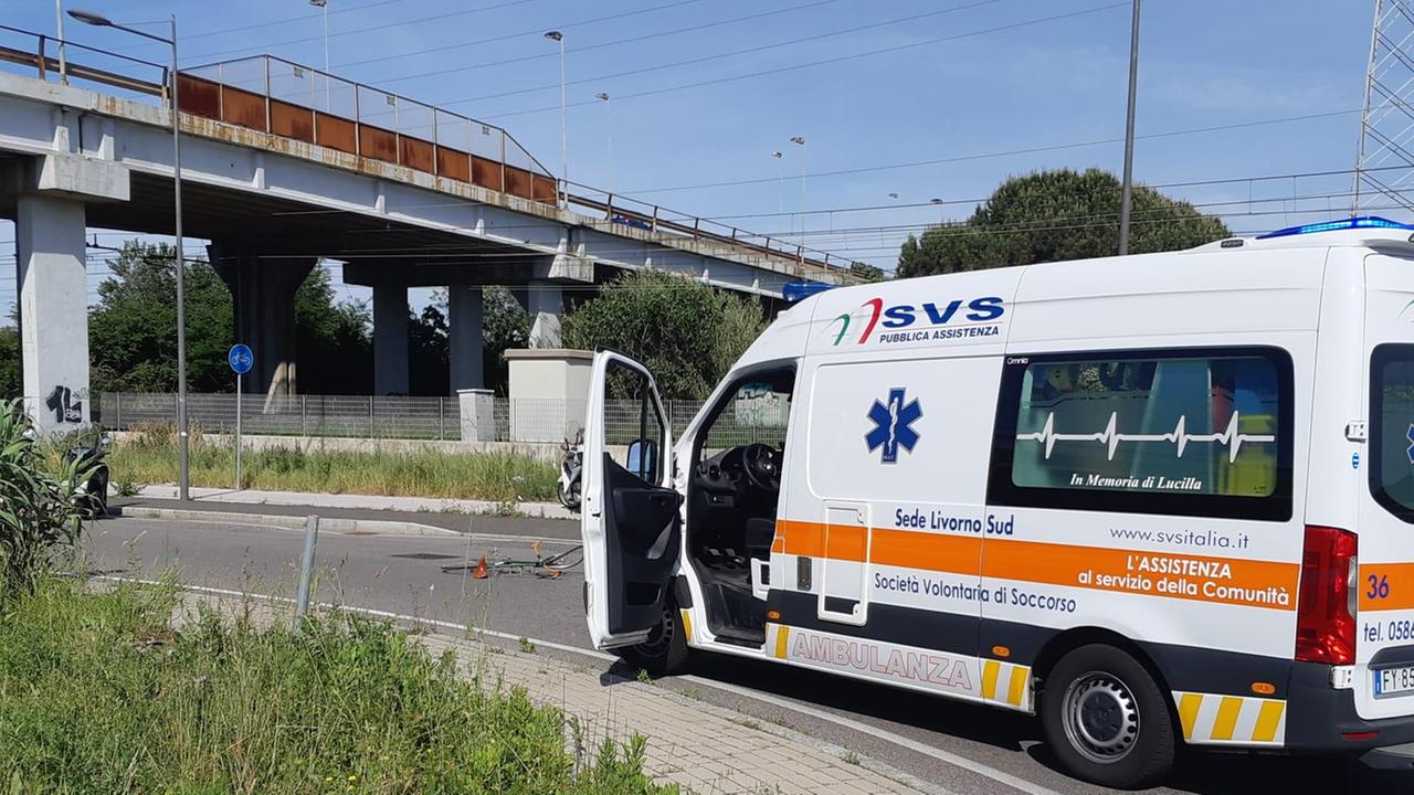 L'ambulanza della Svs sul posto