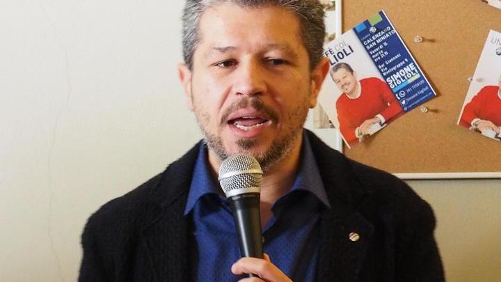 Il sindaco di San Miniato Simone Giglioli