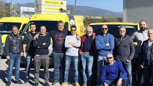 Foto di gruppo per i dipendenti della Moka J Enne