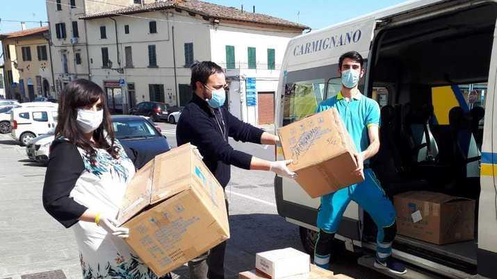 Mancano le mascherine e il porta a porta si ferma a due terzi dell’opera