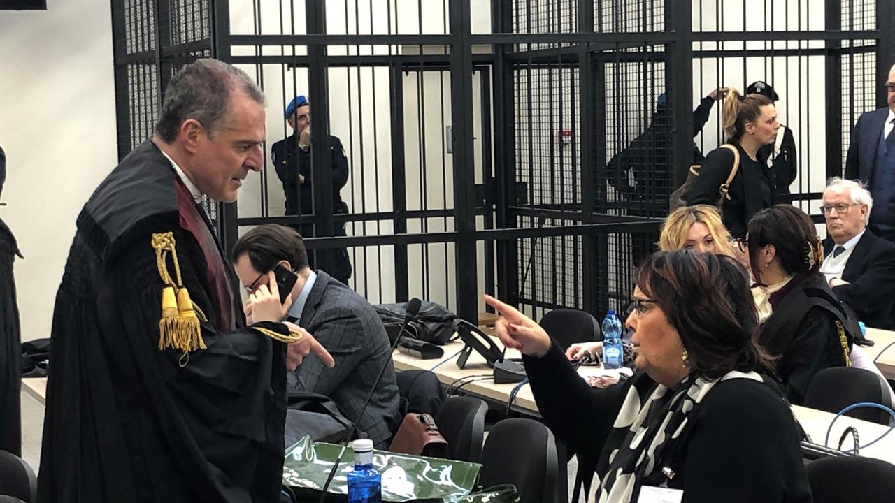 Processo d'appello per Aemilia: aula a numero ridotto, è caos