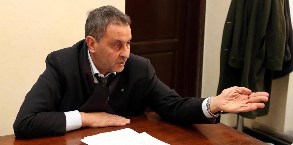 Cantiere comunale rubato il furgone usato per gli aiuti 