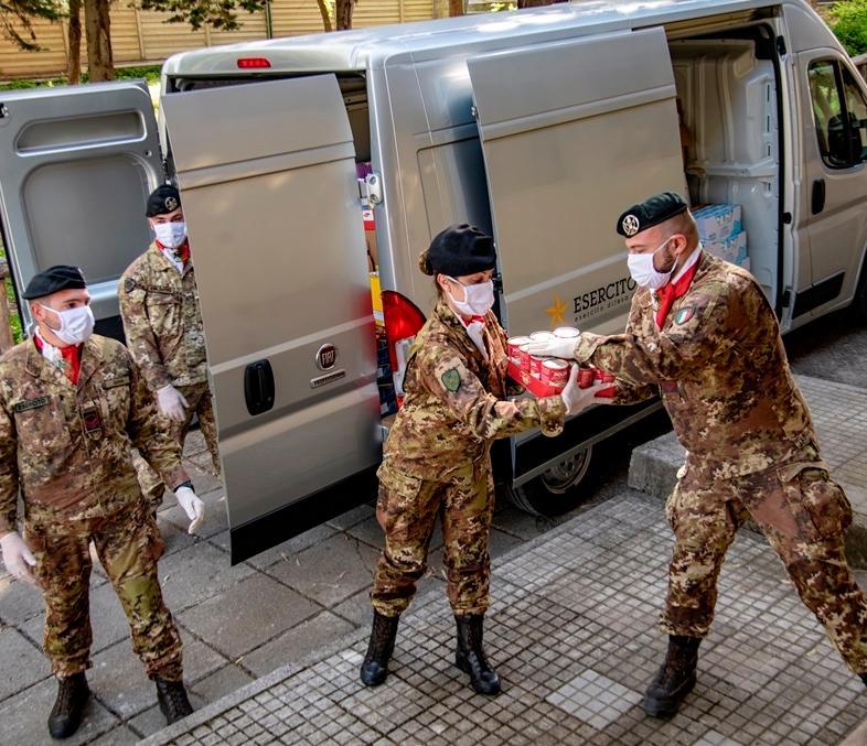 La solidarietà dei sassarini per le famiglie in difficoltà 