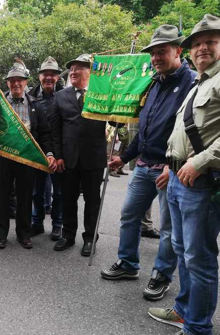 Alla Cri di Bergamo teli termici dagli Alpini 