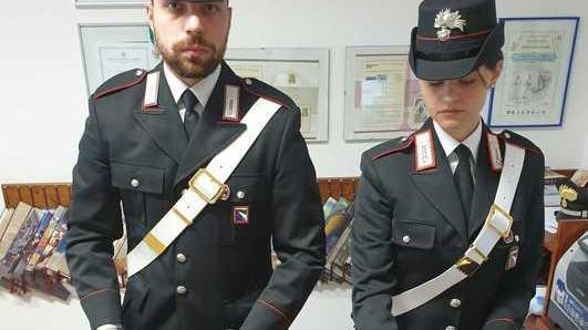 La perquisizione è per stalking ma in casa c’era anche la droga