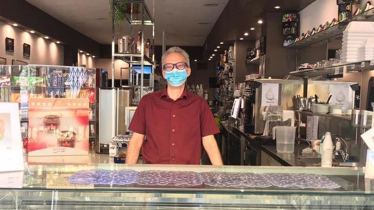 Il barista di Cecina: «Ho perso almeno 20mila euro durante il lockdown e stamani ho fatto 9 caffè»