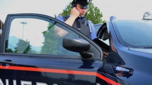 Minacciato e aggredito per un debito dall’amico con cui era a cena