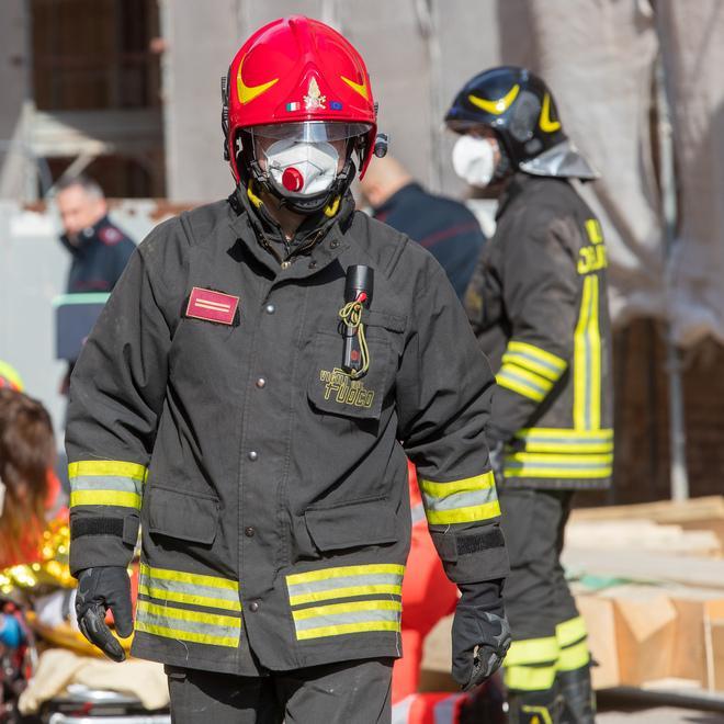 Ossigeno ko all’ospedale Arrivano i pompieri