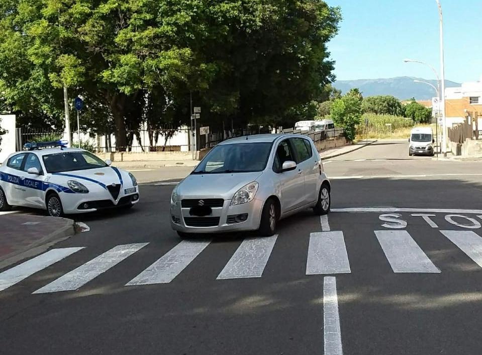 Cagliari, donna investita sulle strisce finisce in ospedale