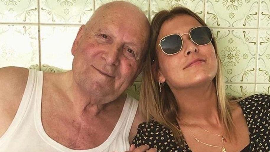 Il nonno malato di covid. La storia di Caterina: non l'ho lasciato solo, ho seguito l’ambulanza