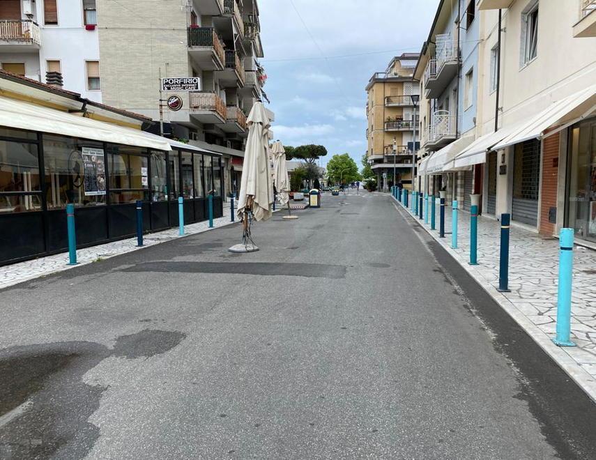 Così Marina si prepara a riaprire i negozi 