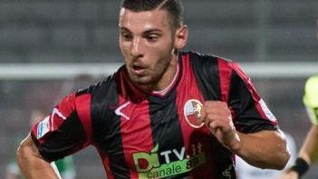 C’è chi dice no al calcio: il gran rifiuto di De Vena